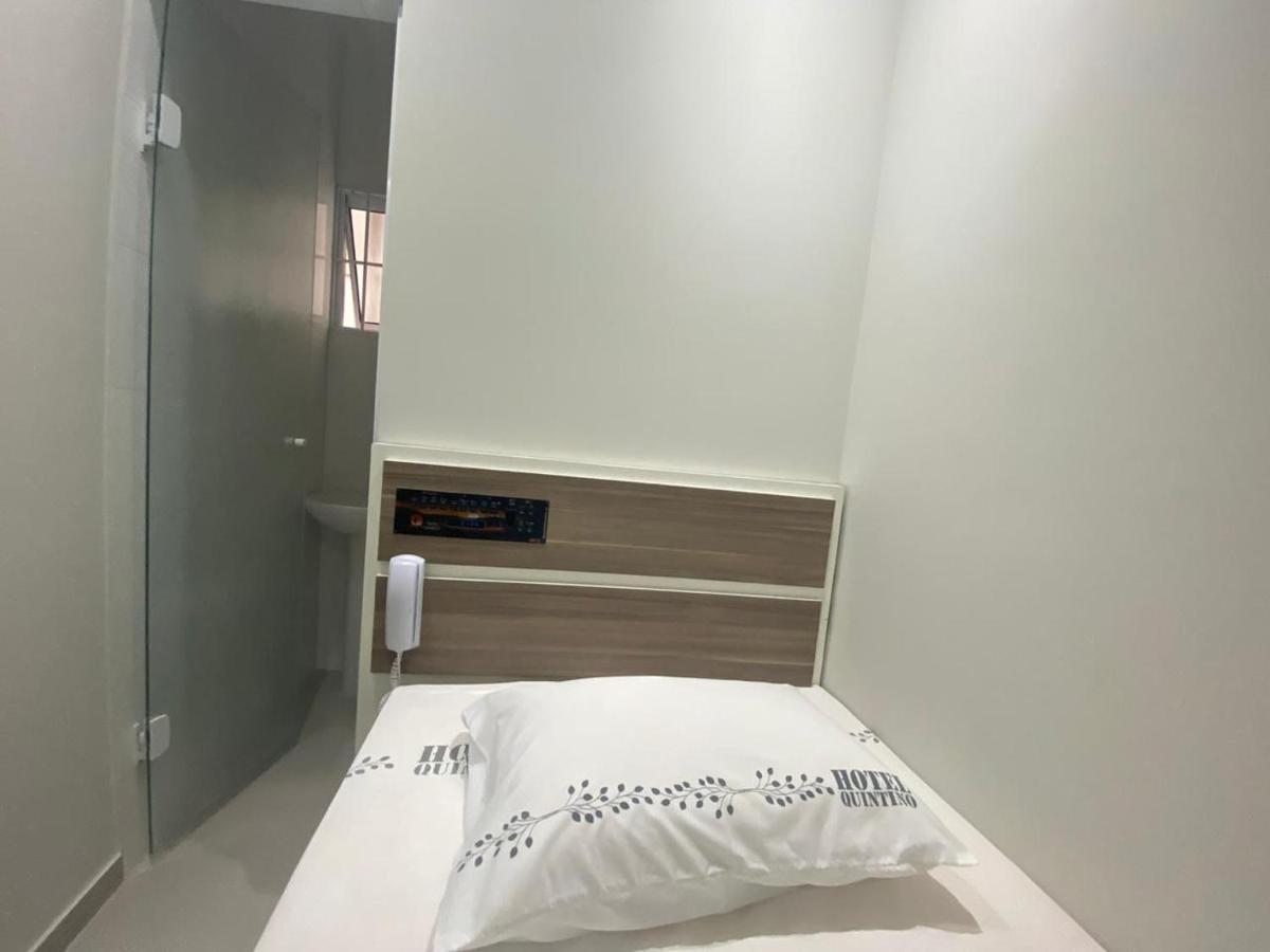 Hotel Quintino - Metro Se -Localizado No Coracao De Sao Paulo Proximo Ao Bras E 25 De Marco Com Estacionamento No Local Gratis מראה חיצוני תמונה