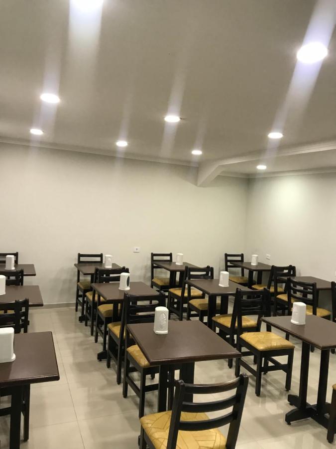 Hotel Quintino - Metro Se -Localizado No Coracao De Sao Paulo Proximo Ao Bras E 25 De Marco Com Estacionamento No Local Gratis מראה חיצוני תמונה A restaurant in the city